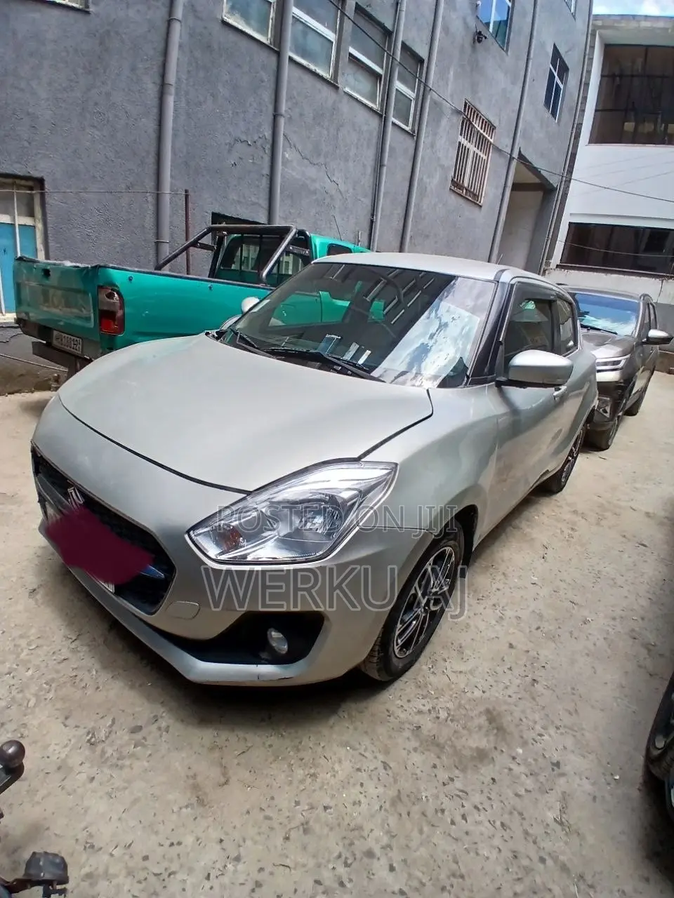 Suzuki Swift 2021 Silver