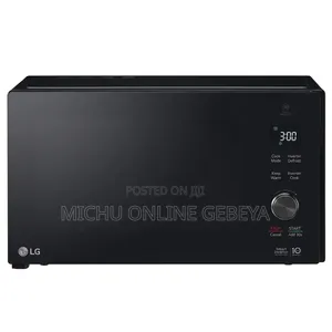 Black Lg 42 ሊትር Microwave Oven/Free Delivery