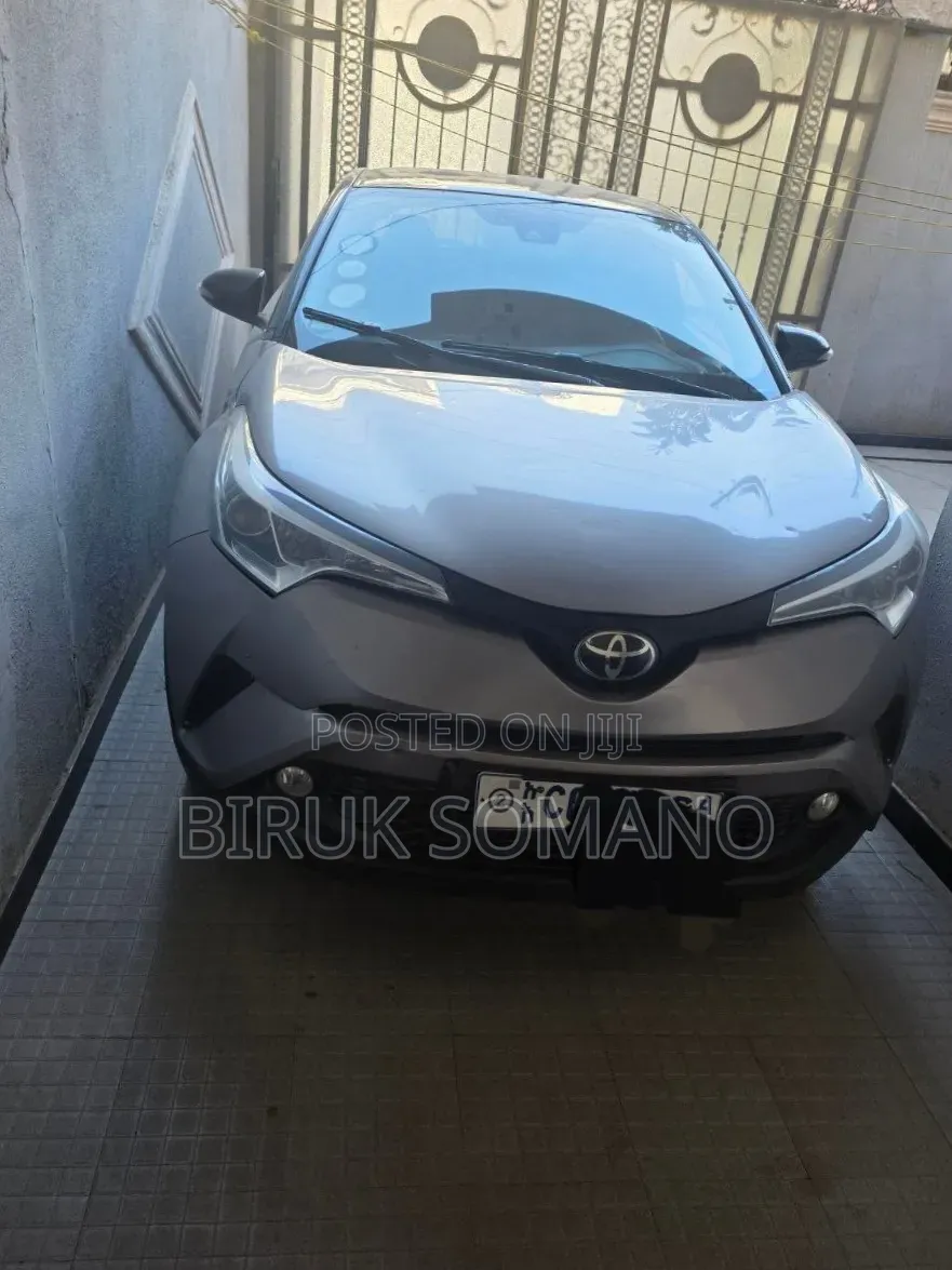 Toyota C-HR 2020 Silver