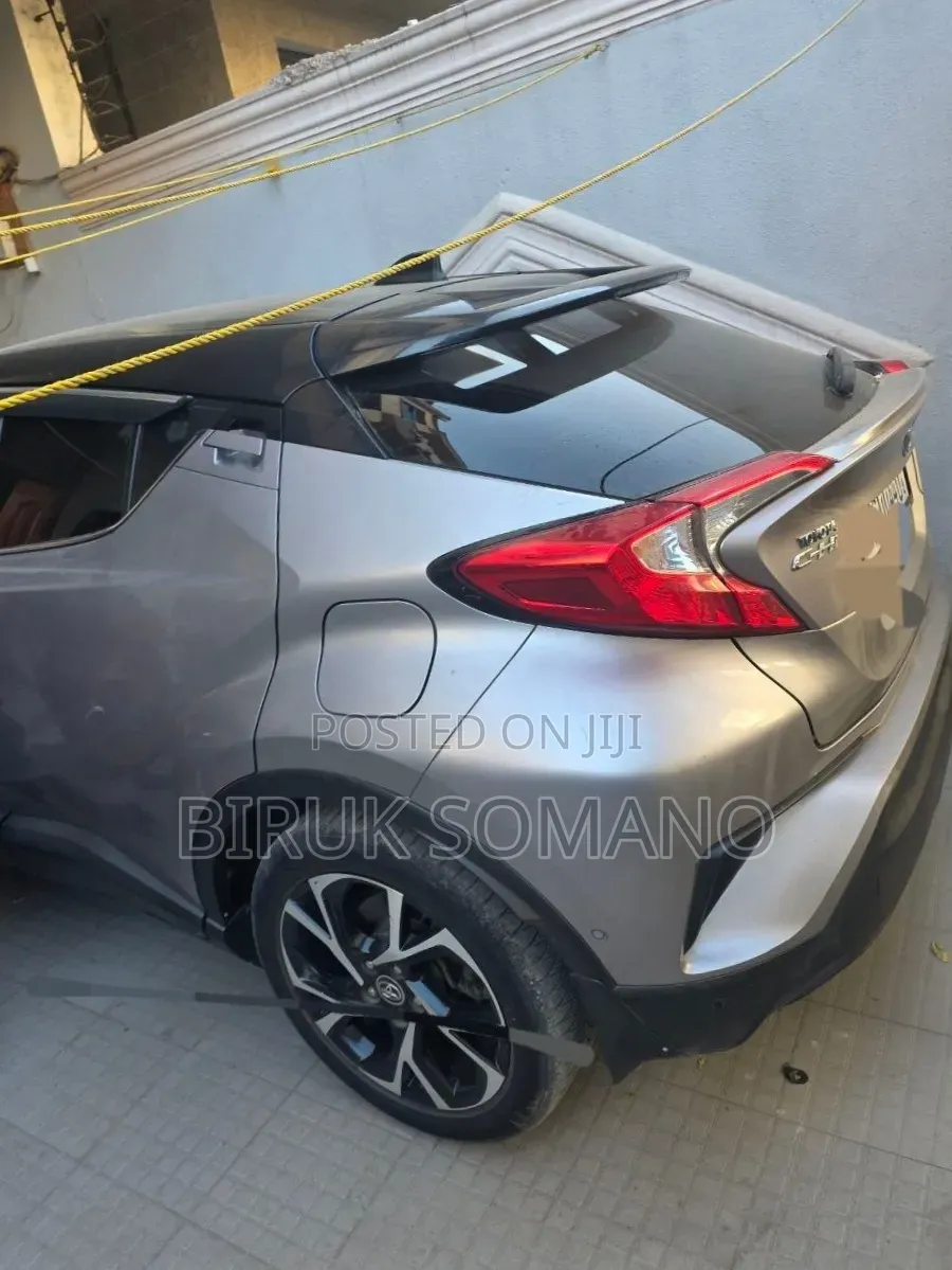 Toyota C-HR 2020 Silver