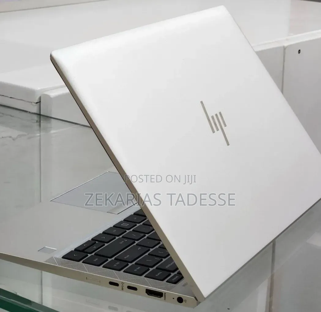 New Laptop HP EliteBook 845 G8 16GB AMD Ryzen 5 SSD 512GB