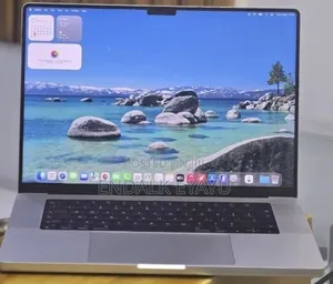 New Laptop Apple MacBook 32GB Apple M1 Pro SSD 512GB
