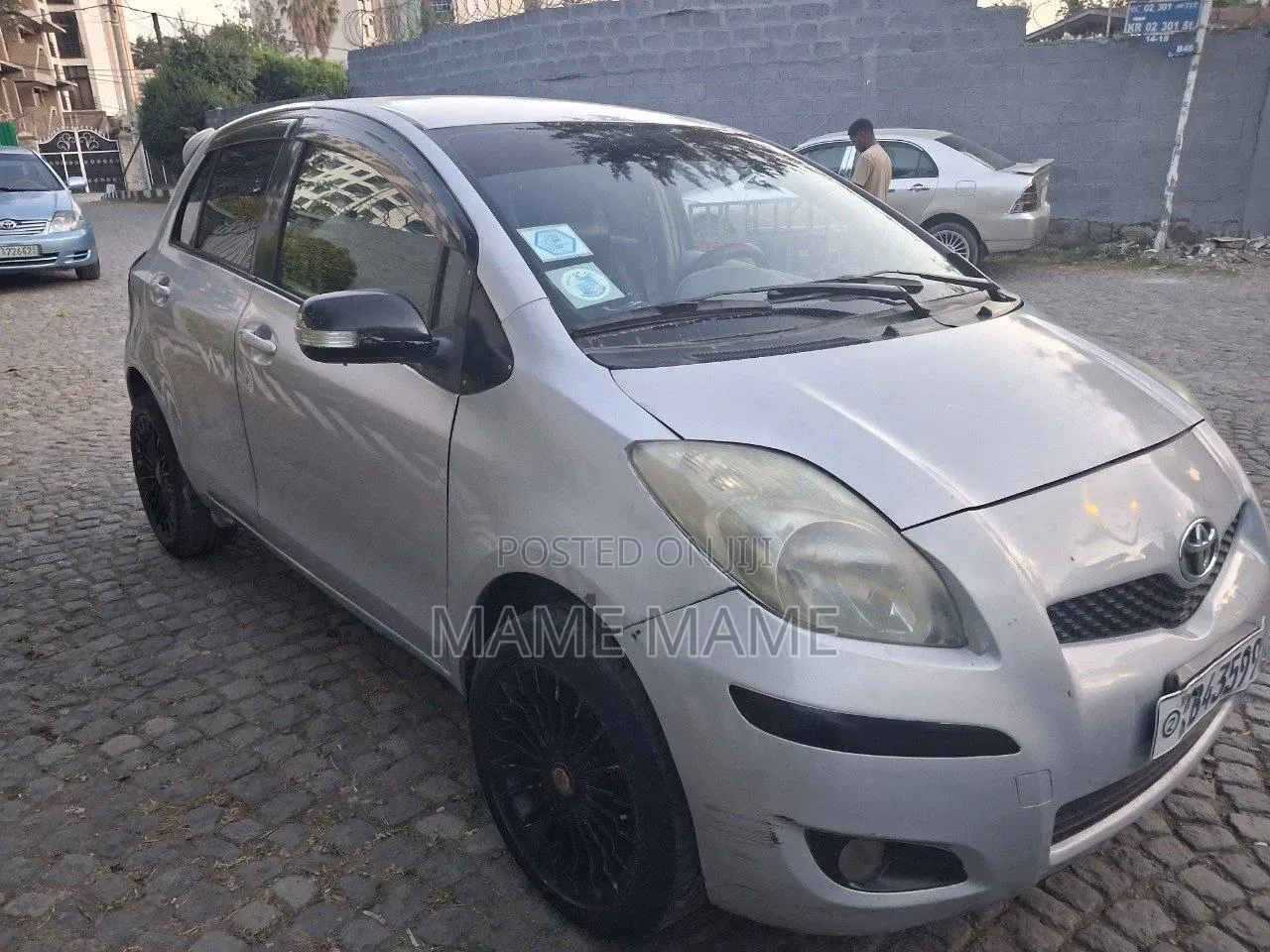Toyota Yaris 2010 Silver