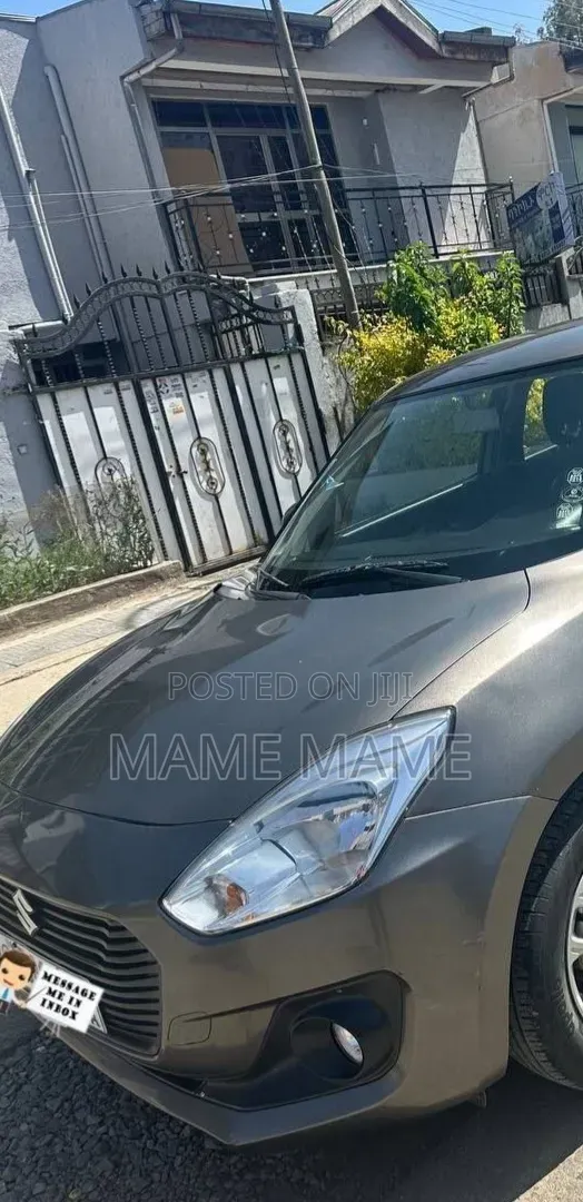 Suzuki Swift 2021 Gray