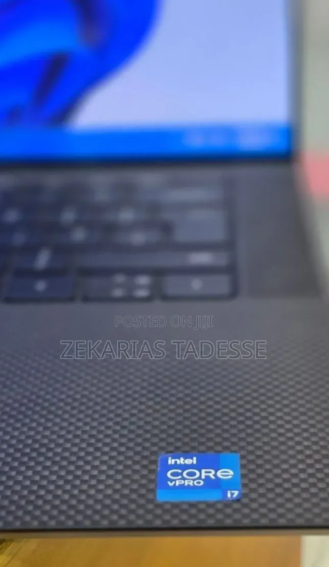 New Laptop Dell Precision 5560 16GB Intel Core i7 SSD 512GB