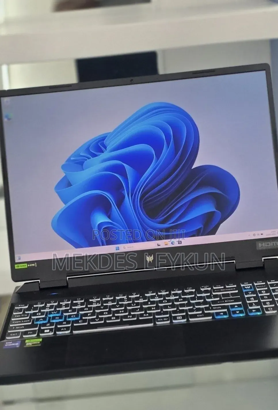 New Laptop Asus C300 16GB Intel Core i9 SSD 1T