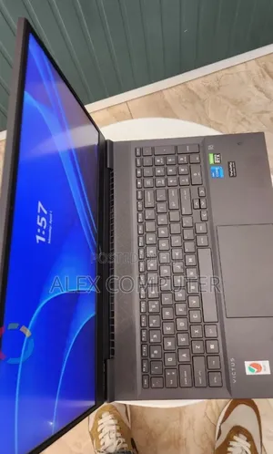 New Laptop HP Victus 16 16GB Intel Core i7 SSD 512GB