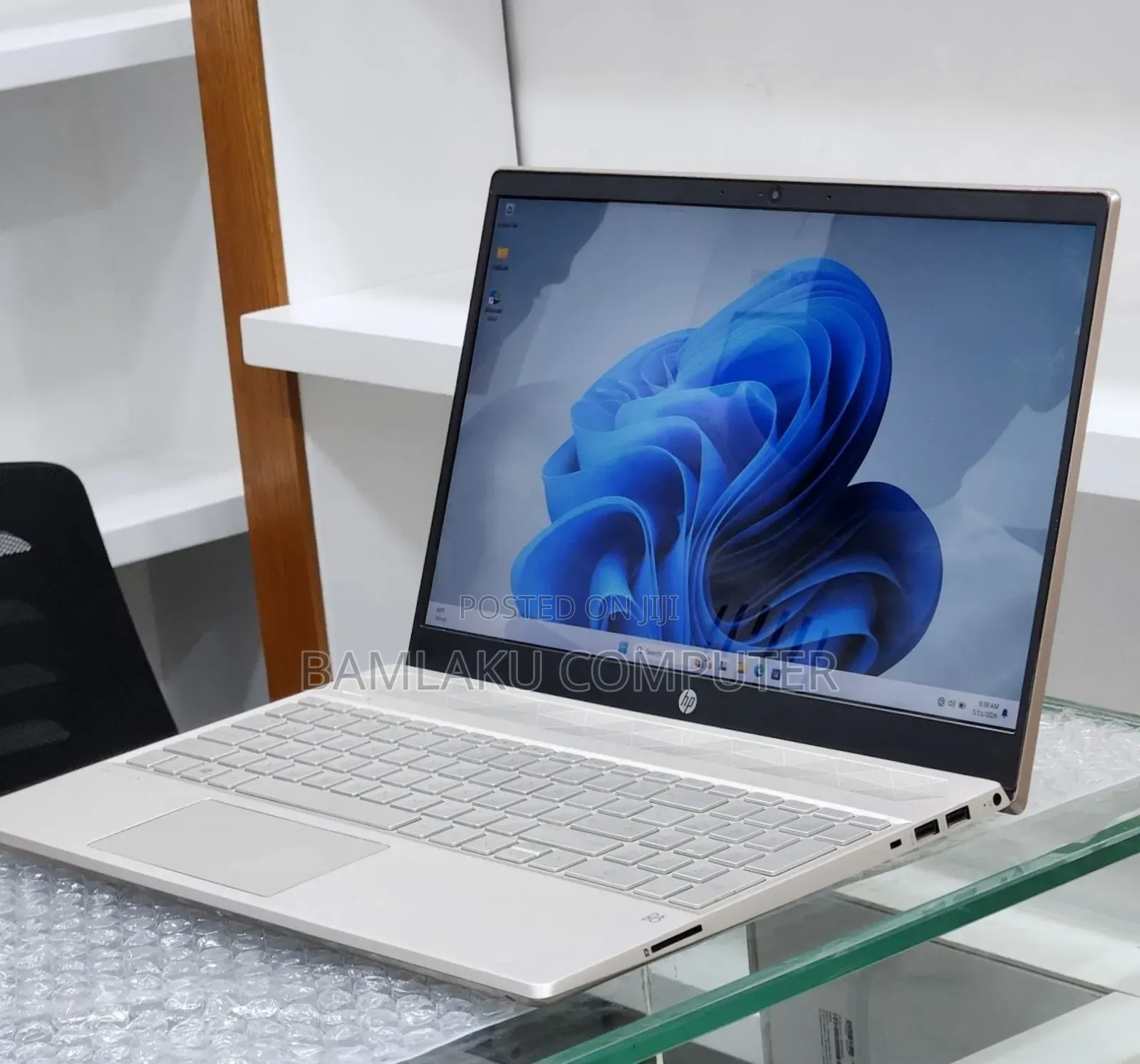 New Laptop HP Pavilion 15 8GB Intel Core i5 SSD 512GB