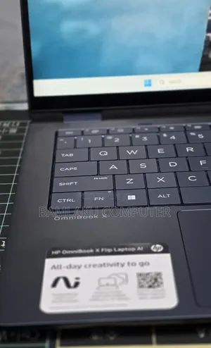 New Laptop HP OmniBook X Flip 14" 16GB Intel Core Ultra 7 SSD 1T