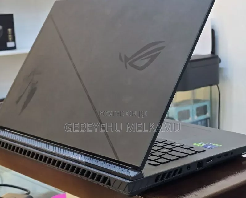 New Laptop Asus 40GB Intel Core i9 SSHD (Hybrid) 1T
