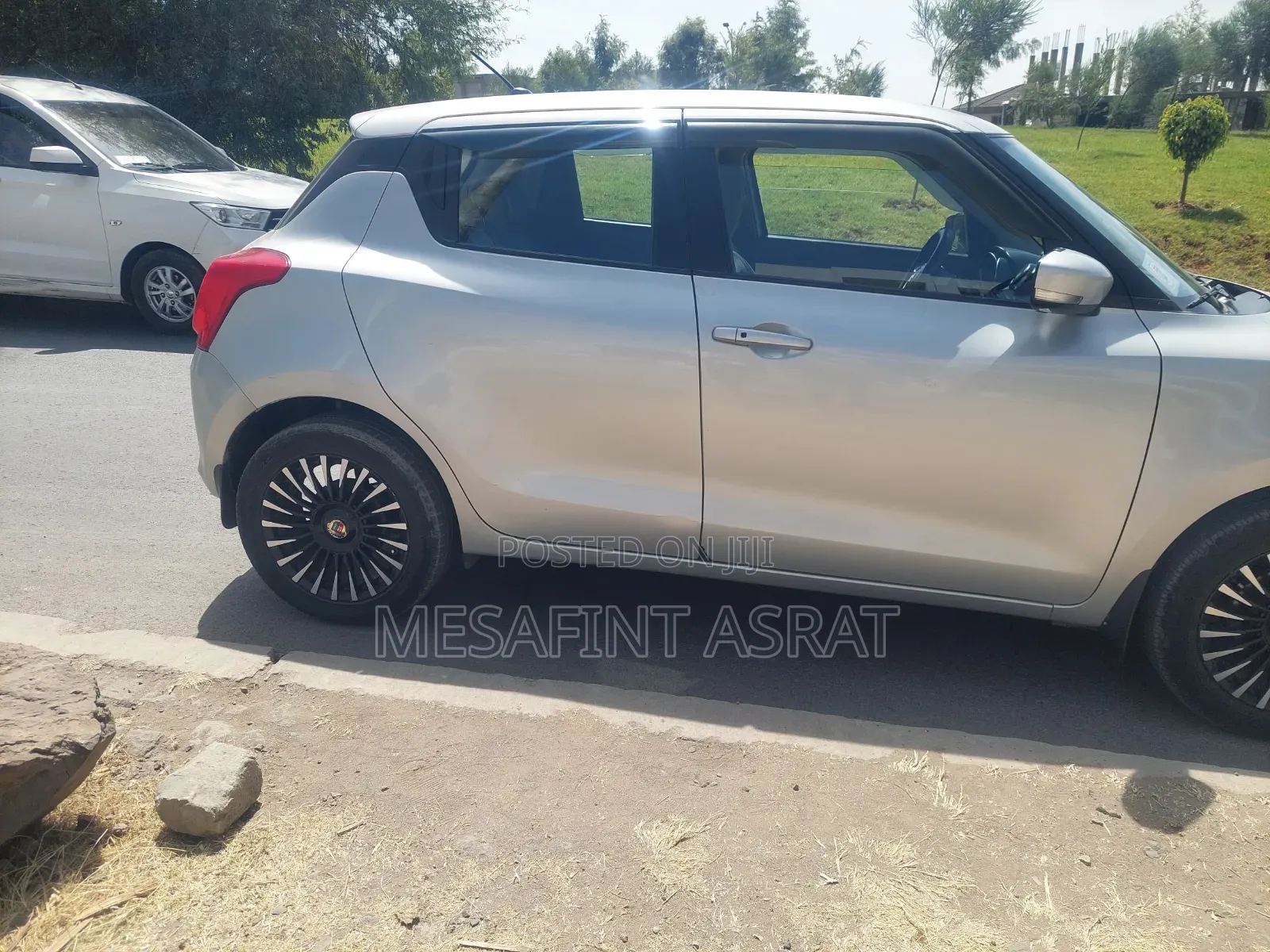 Suzuki Swift 2022 Silver
