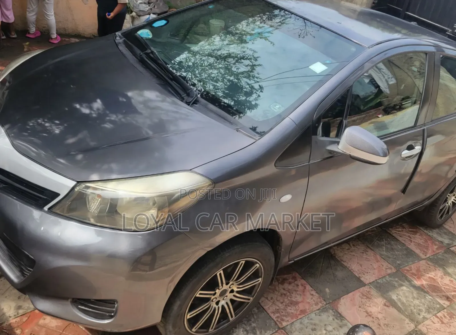 Toyota Yaris 2011 Gray