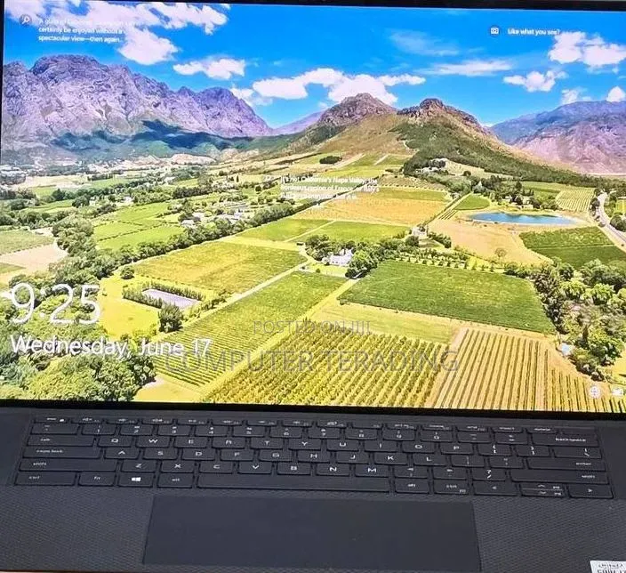 New Laptop Dell XPS 15 16GB Intel Core i7 SSD 512GB