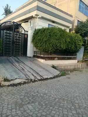 Furnished 11bdrm House in Dukem Bishoftu, East Shewa for sale