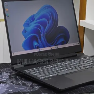 New Laptop HP Victus 16 16GB Nvidia SSD 1T