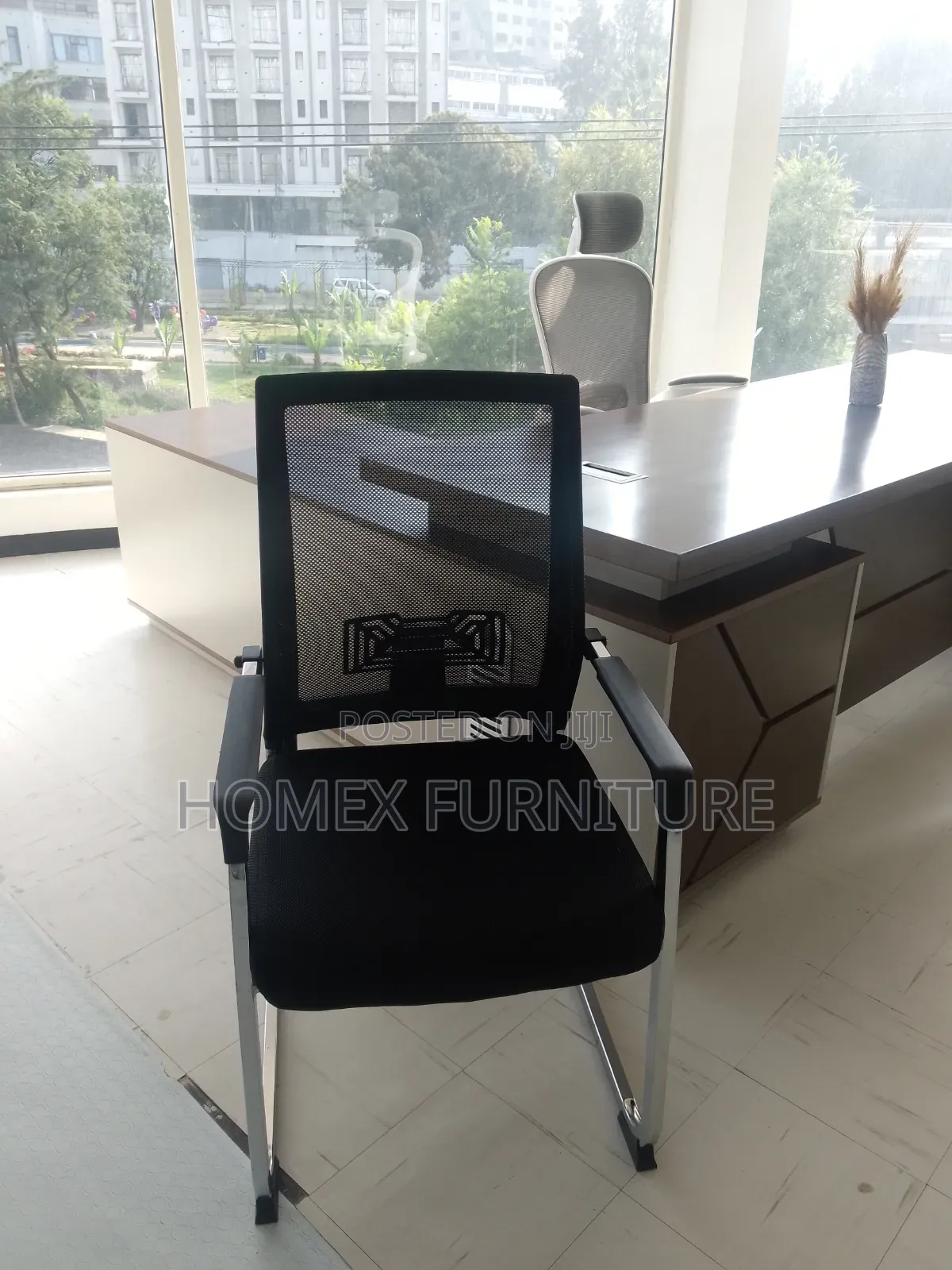 ወንፊት ወንበር Guest Mesh Chair