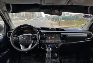 Toyota Hilux 2018 Gray