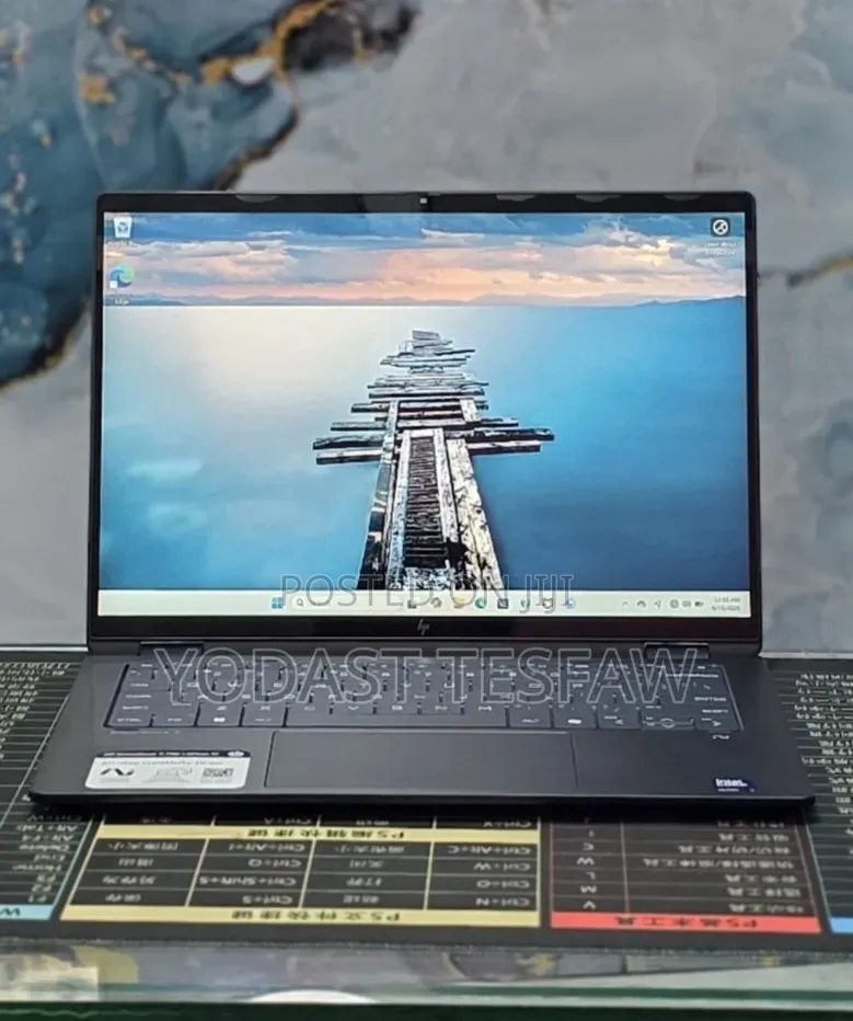New Laptop HP OmniBook Ultra Flip 16" 16GB Intel Core Ultra 7 SSD 1T
