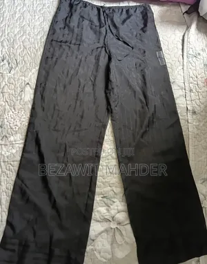 Zara Wide-Leg Pants – Elegant, Comfortable Stylish