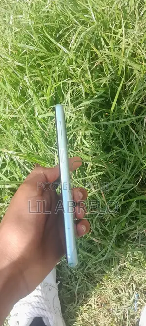 New Samsung Galaxy M13 128 GB Blue
