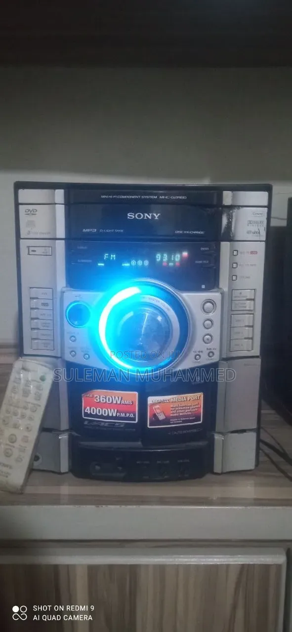 Sony 3 Cd Changer or Amplifier