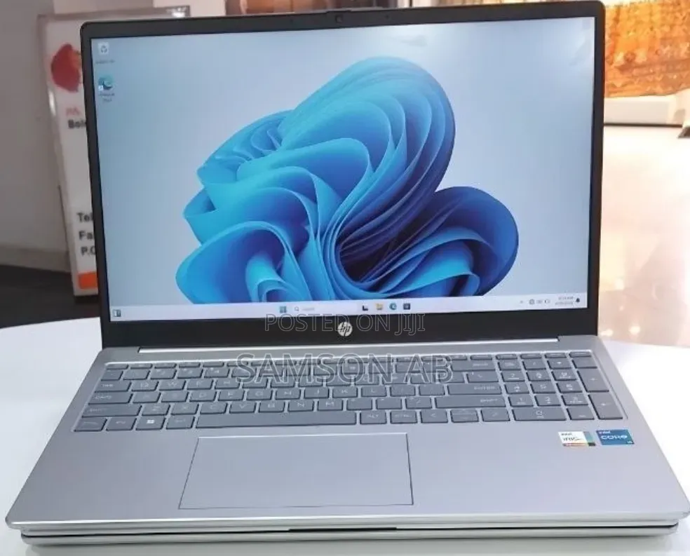New Laptop HP Stream Notebook 16GB Intel Core i5 SSD 1T
