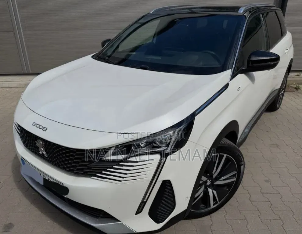 Peugeot 5008 2022 White