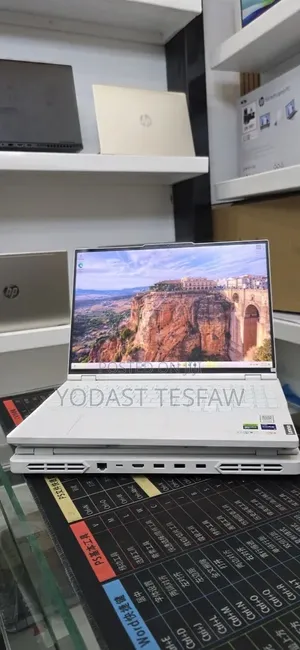 New Laptop Lenovo Legion 9 16GB Intel Core i9 SSD 1T