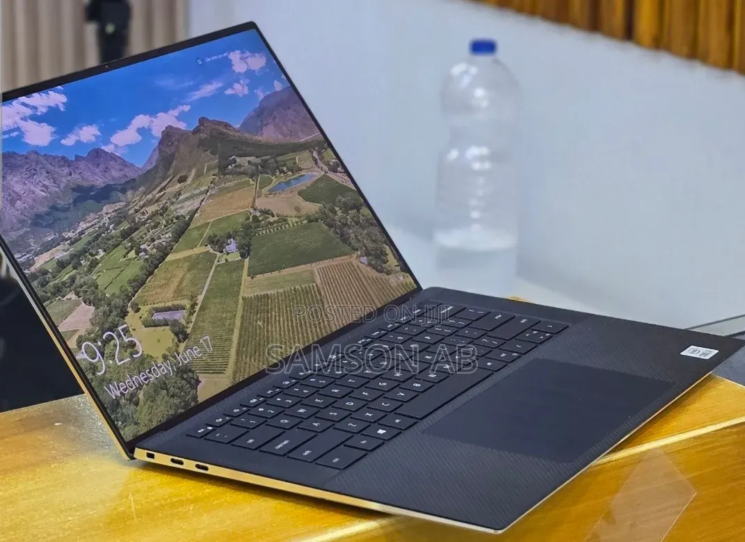 New Laptop Dell XPS 15 16GB Intel Core i7 SSD 512GB