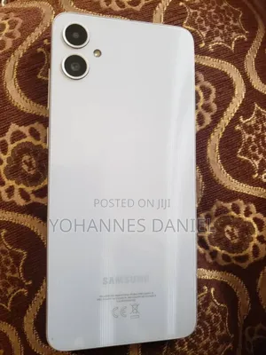 New Samsung Galaxy A17 128 GB Silver
