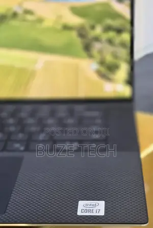 New Laptop Dell 16GB Intel Core i7 SSD 512GB