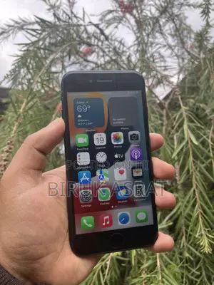 Apple iPhone 7 32 GB Black