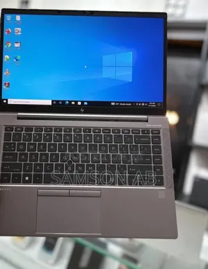 New Laptop HP ZBook Firefly G8 16GB Intel Core i7 SSD 512GB