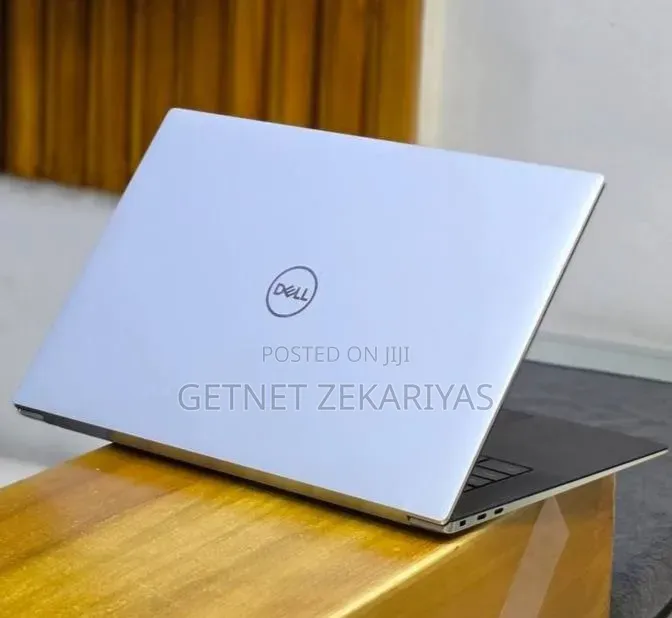 New Laptop Dell XPS 15 16GB Intel Core i7 SSD 512GB