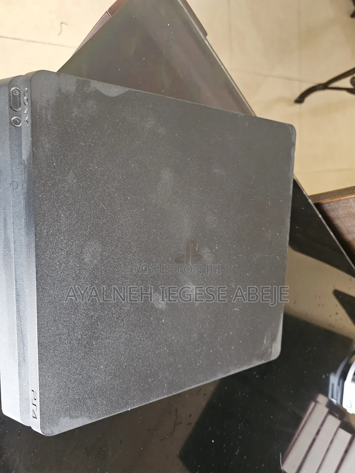 Playstation 4 Slim