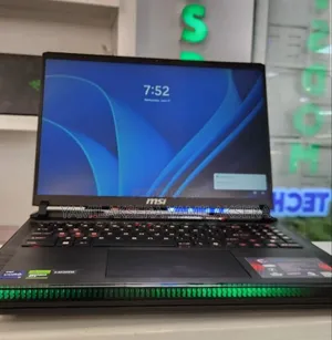 New Laptop MSI Raider GE68HX 13VI-202US 16GB Intel Core i9 SSD 1T