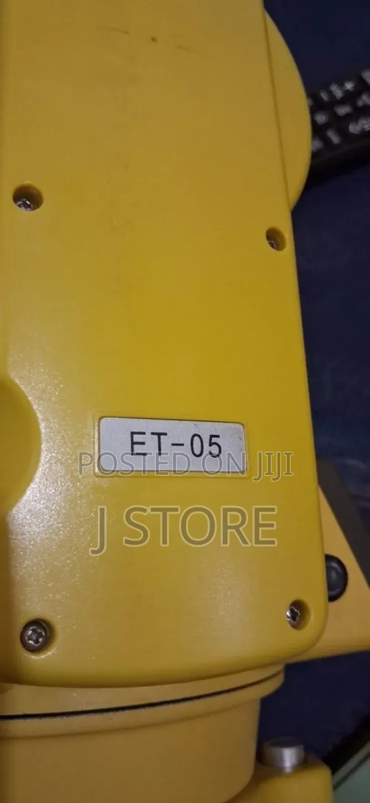South Et-02 or Et-02l Digital Theodolite Used for Precise Angle