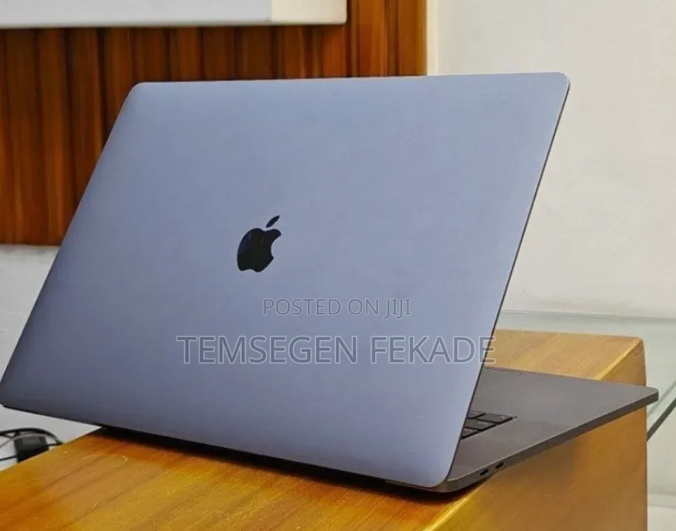 New Laptop Apple MacBook Pro 2018 32GB Intel Core i9 SSD 2T