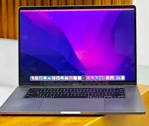 New Laptop Apple MacBook Pro 2018 32GB Intel Core i9 SSD 2T