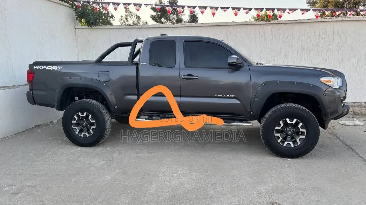 Toyota Tacoma 2021 Gray