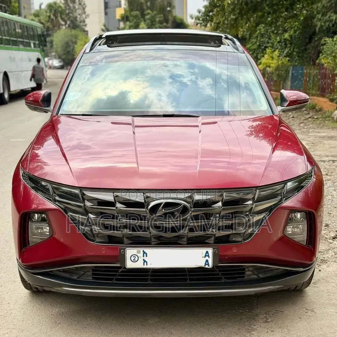 Hyundai Tucson 2022 Red