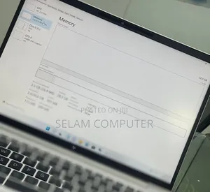 New Laptop HP EliteBook 840 G9 16GB Intel Core i7 SSD 512GB