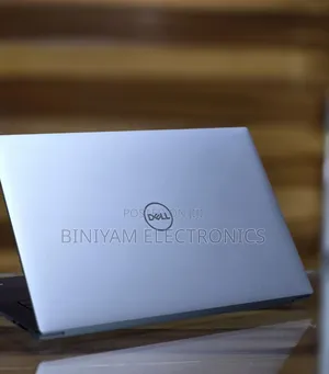 New Laptop Dell Inspiron 15 16GB Intel Core i9 SSD 512GB