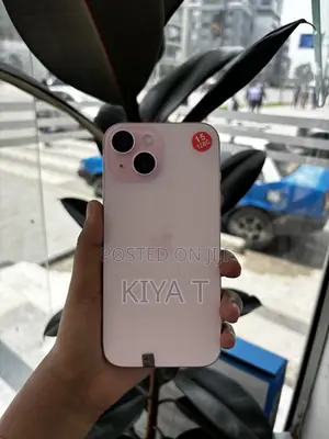 Apple iPhone 15 128 GB Pink