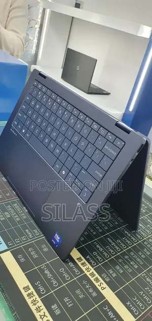 New Laptop HP OmniBook X Flip 14" 16GB Intel Core Ultra 7 SSD 1T