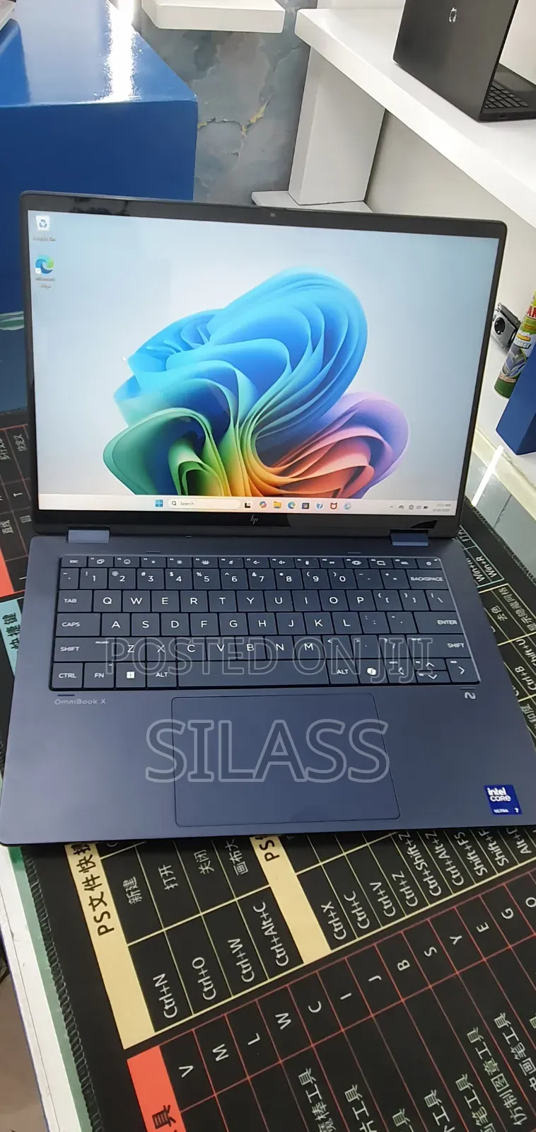 New Laptop HP OmniBook X Flip 14" 16GB Intel Core Ultra 7 SSD 1T
