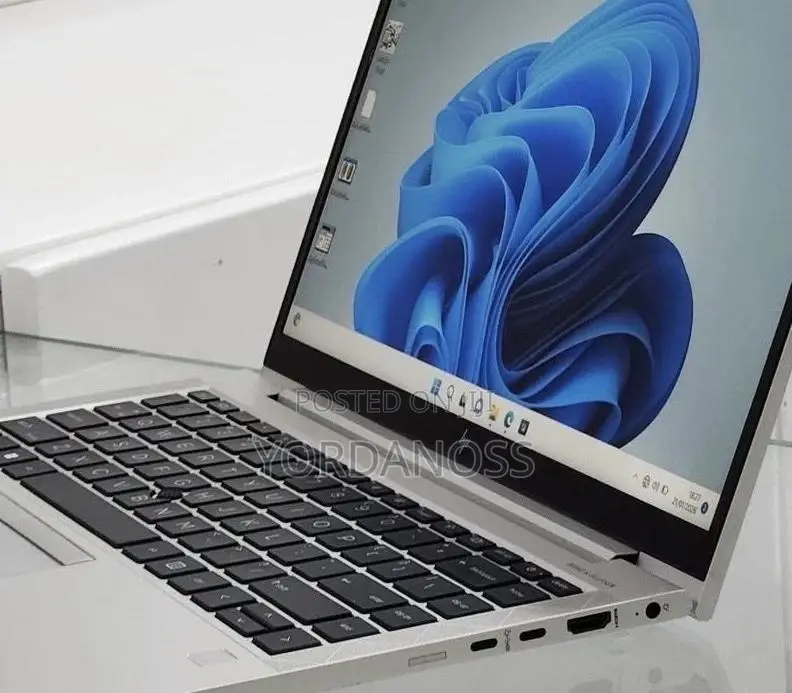 New Laptop HP EliteBook 840 16GB AMD Ryzen 5 SSD 512GB