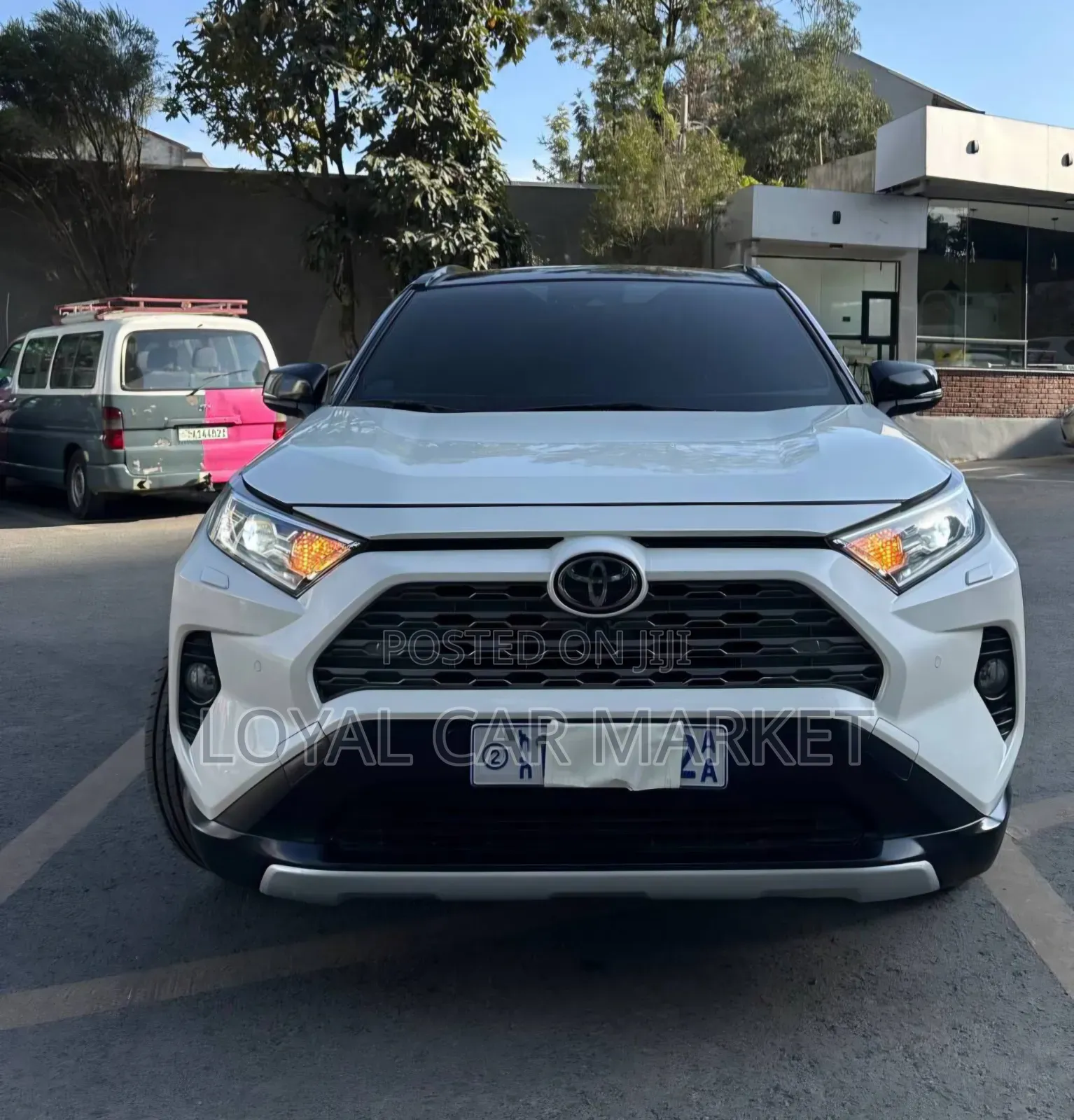 Toyota RAV4 2020 White