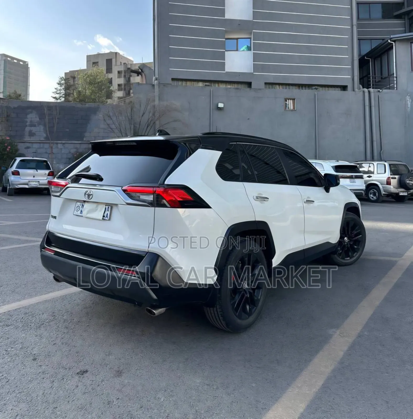 Toyota RAV4 2020 White