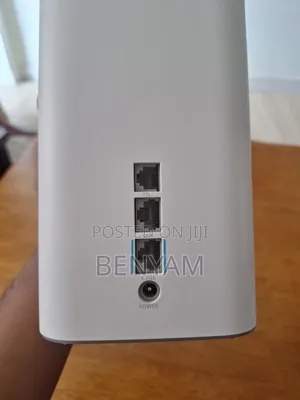 High-Speed 5g Cpe Wireless Router (Slightly Used)